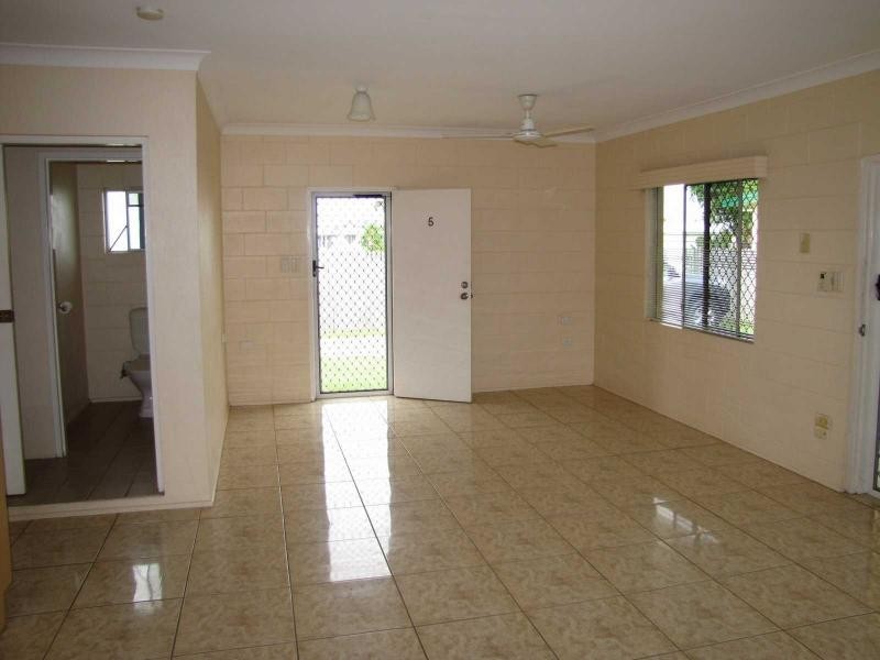 Unit 5/92 Mackenzie Street, Ayr QLD 4807