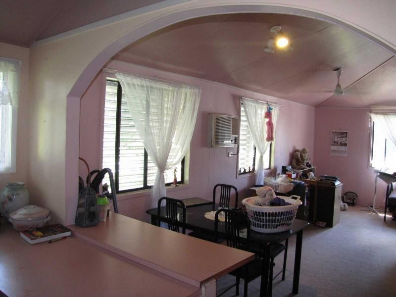 11 Ninth Street, Home Hill QLD 4806