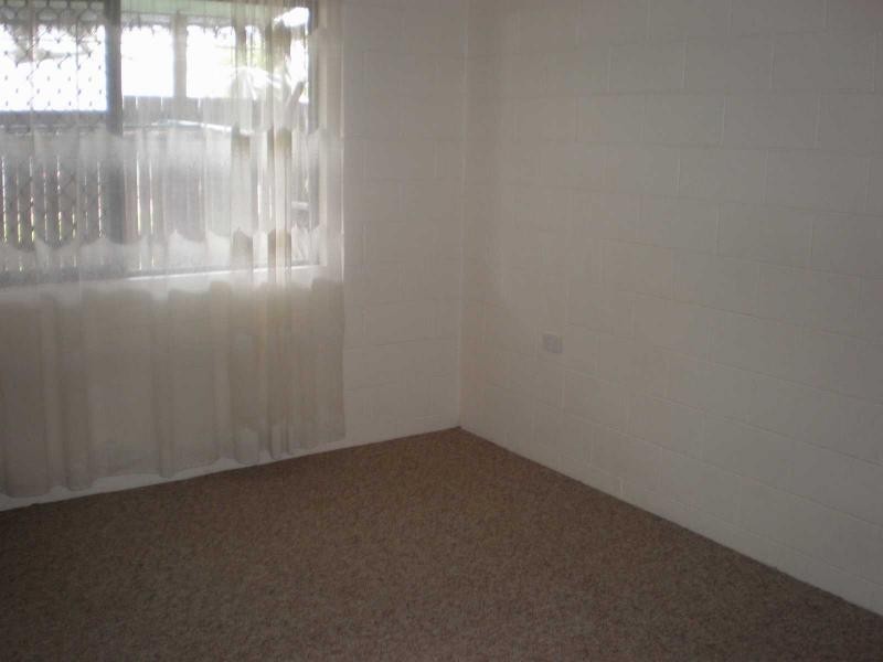 Unit 2/13 Macmillan Street, Ayr QLD 4807