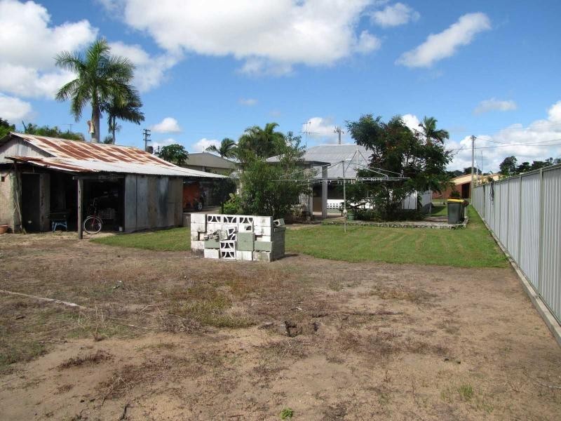 14 Gibson Street, Ayr QLD 4807