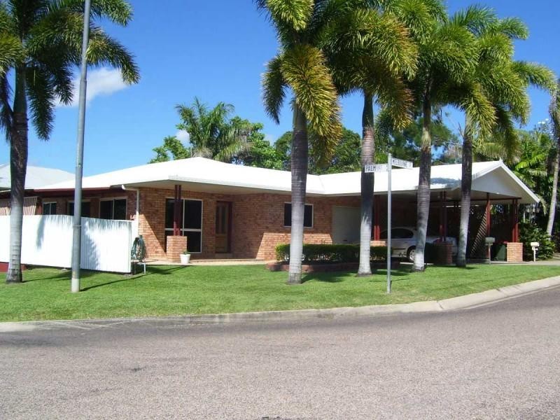 Unit 1/20 Melbourne Street, Ayr QLD 4807