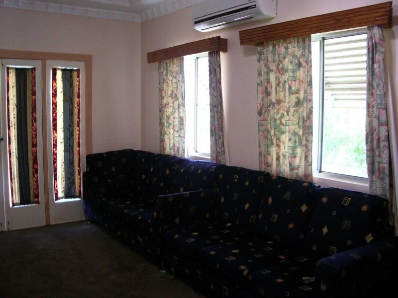 163 Ninth Avenue, Home Hill QLD 4806