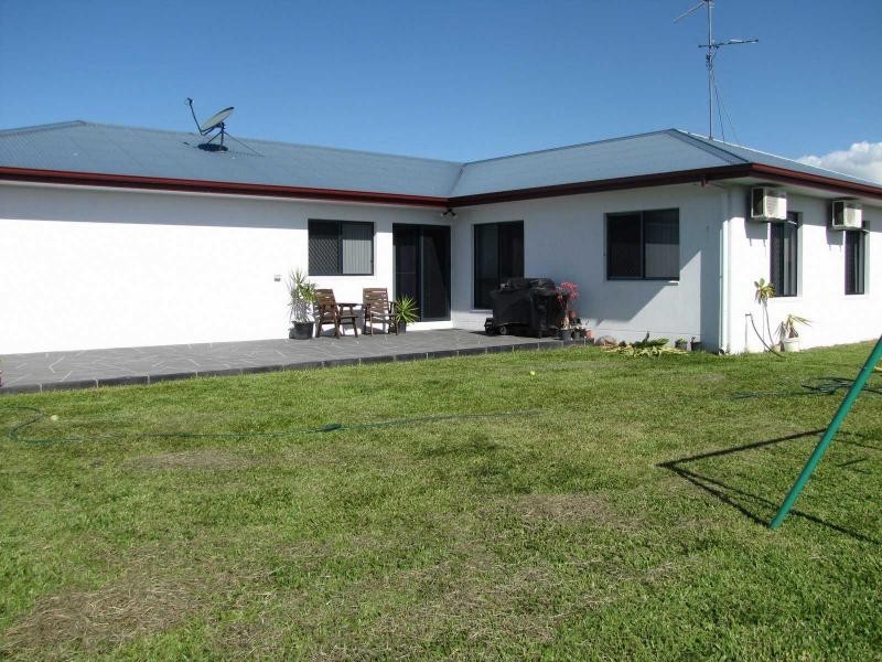 93 Beach Road, Ayr QLD 4807