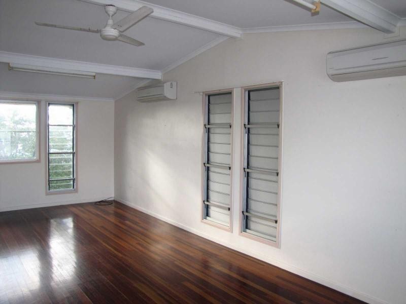 7 Twelfth A Avenue, Home Hill QLD 4806