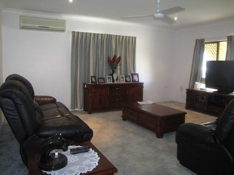 74 Eighth Street, Home Hill QLD 4806