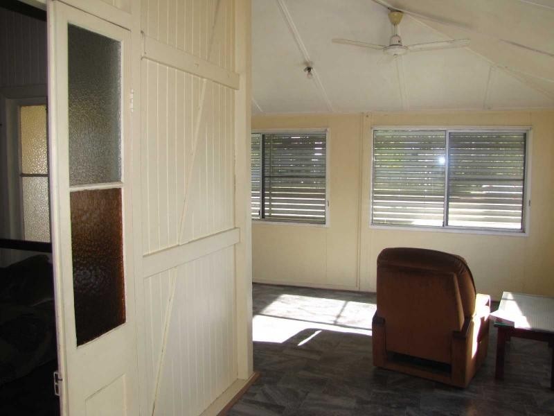 Flats 1&2/152 Graham Street, Ayr QLD 4807