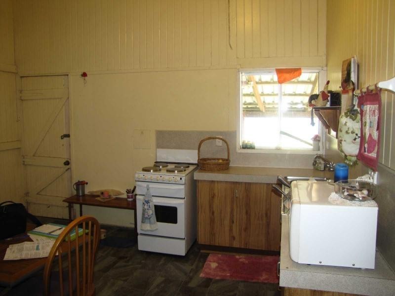 Flats 1&2/152 Graham Street, Ayr QLD 4807