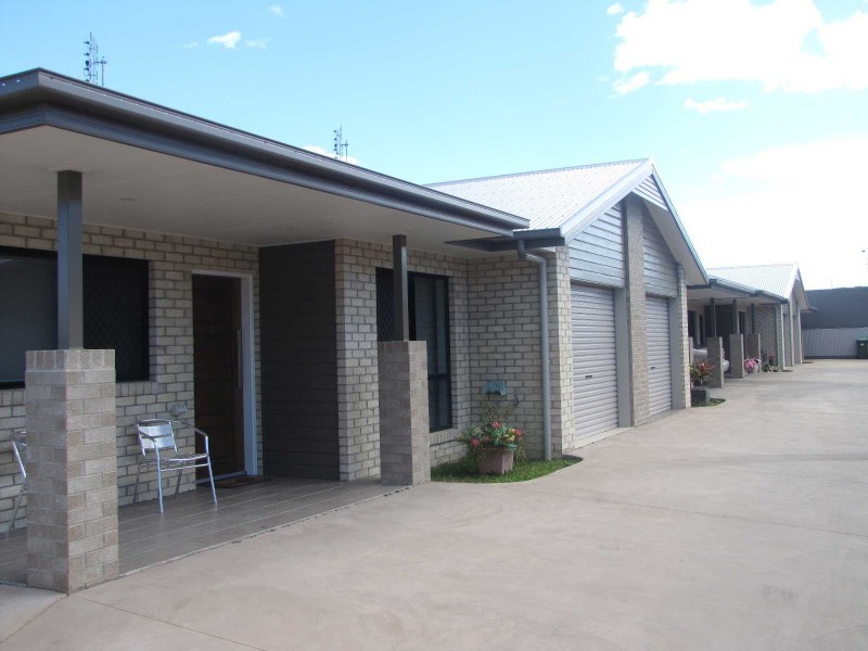 7/49-51 Macmillan Street, Ayr QLD 4807