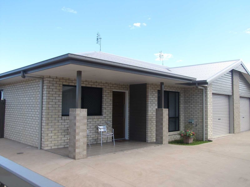7/49-51 Macmillan Street, Ayr QLD 4807