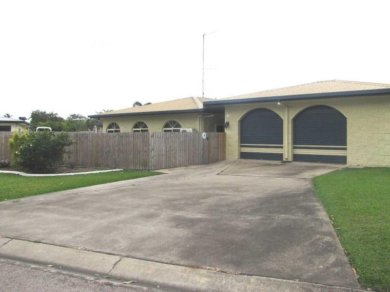 12 Moss Street, Ayr QLD 4807