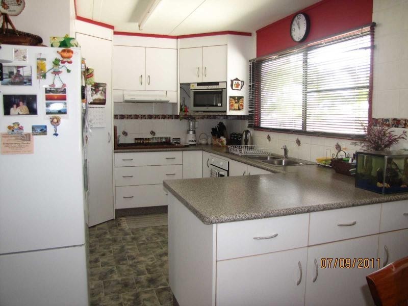 56 Bowling Green Street, Brandon QLD 4808