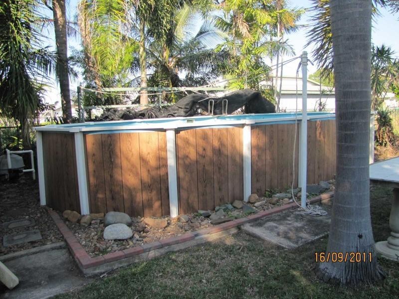 11 Seventh Avenue, Home Hill QLD 4806