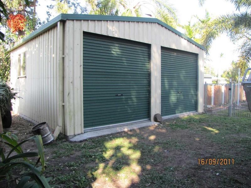 11 Seventh Avenue, Home Hill QLD 4806