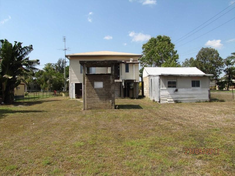 2 Ninth Street, Home Hill QLD 4806