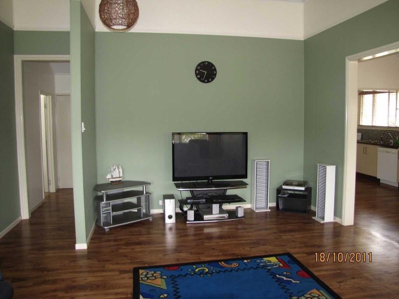 35 Sydney Street, Ayr QLD 4807