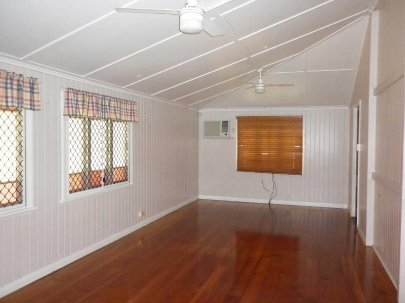 33 Wilmington Street, Ayr QLD 4807