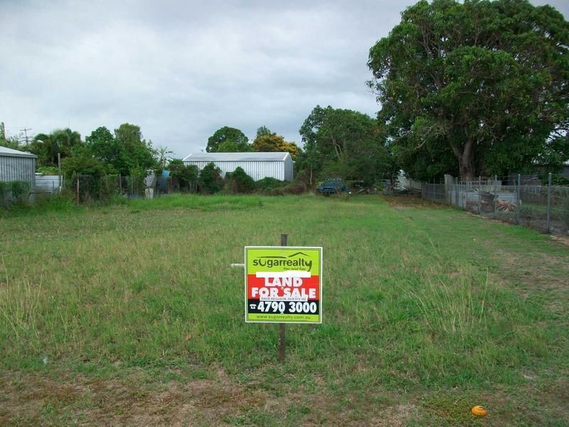 16 Second Street, Home Hill QLD 4806