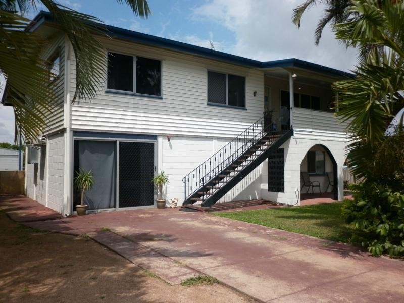 32 Fourteenth Avenue, Home Hill QLD 4806