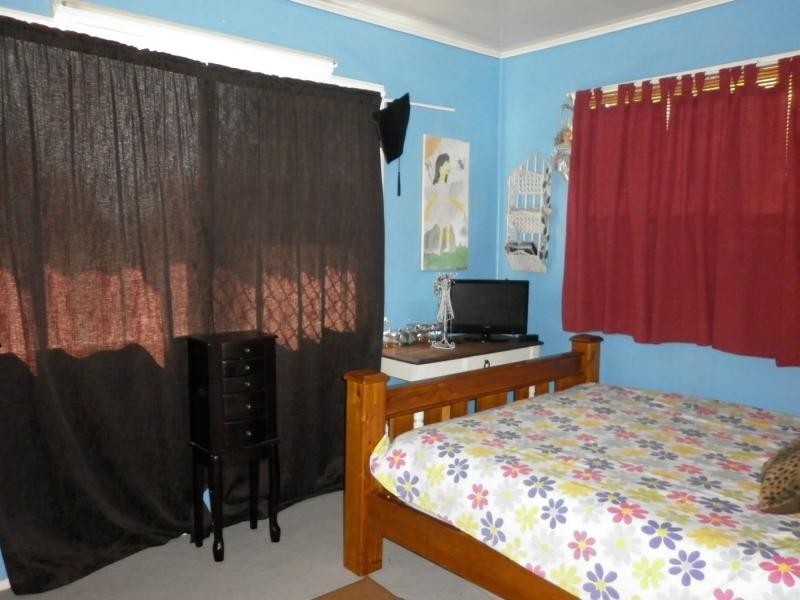 32 Fourteenth Avenue, Home Hill QLD 4806