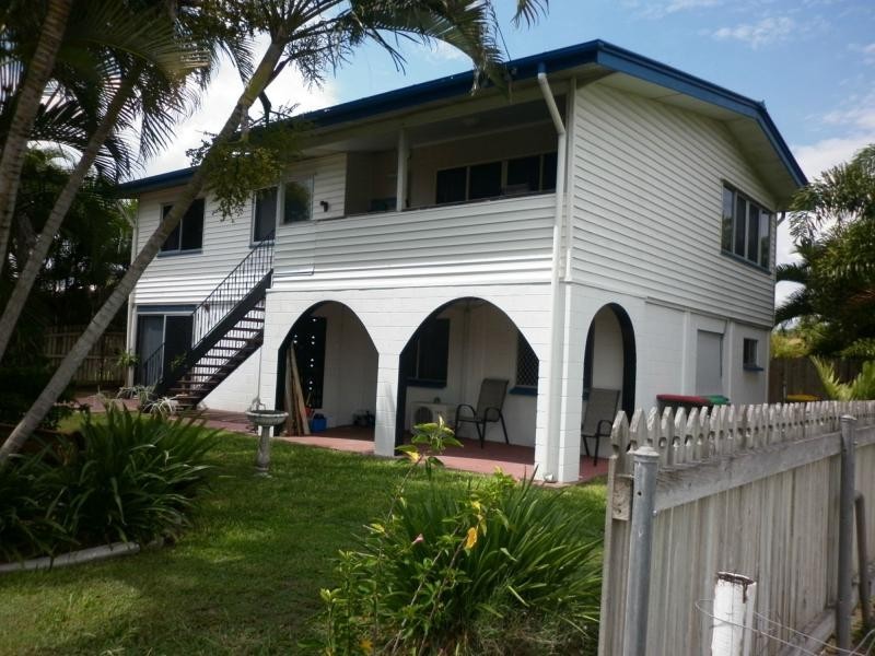 32 Fourteenth Avenue, Home Hill QLD 4806