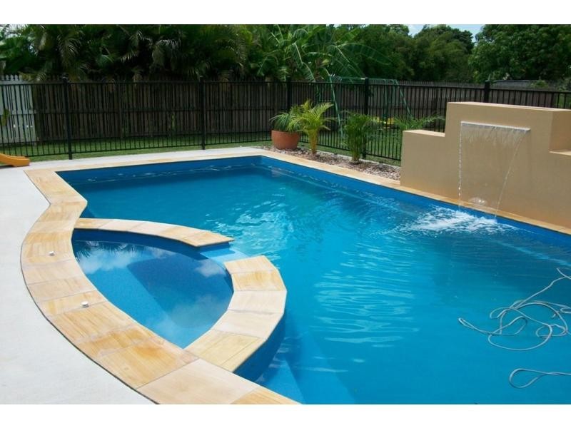25 Munro Street, Brandon QLD 4808