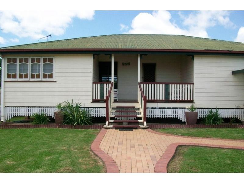 25 Munro Street, Brandon QLD 4808