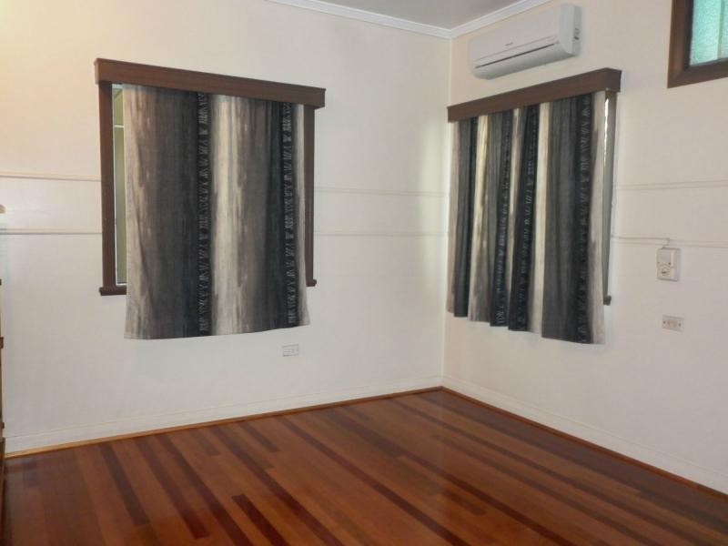 92 Fourteenth Avenue, Home Hill QLD 4806