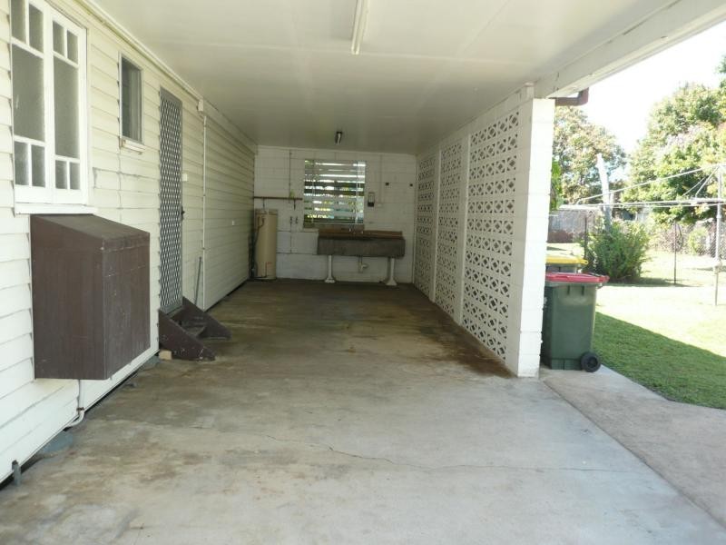86 Beach Road, Ayr QLD 4807