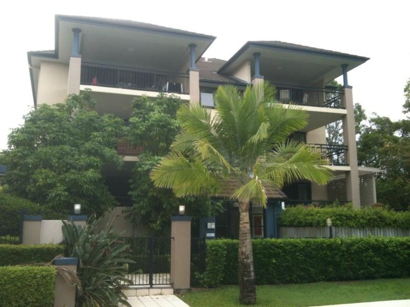 Unit 19/53 Warren Street, St Lucia QLD 4067