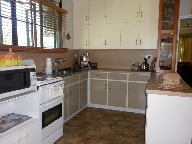 52 Albert Crescent, Ayr QLD 4807