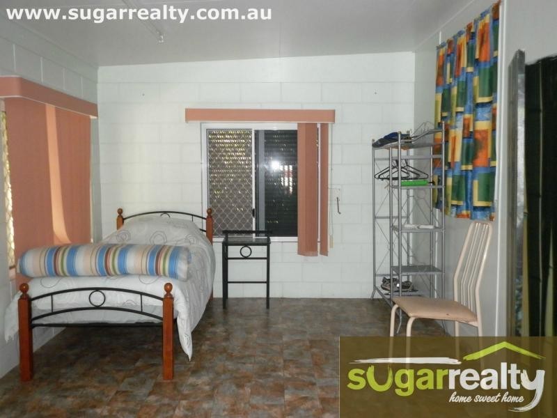 15 Topton Street, Alva QLD 4807