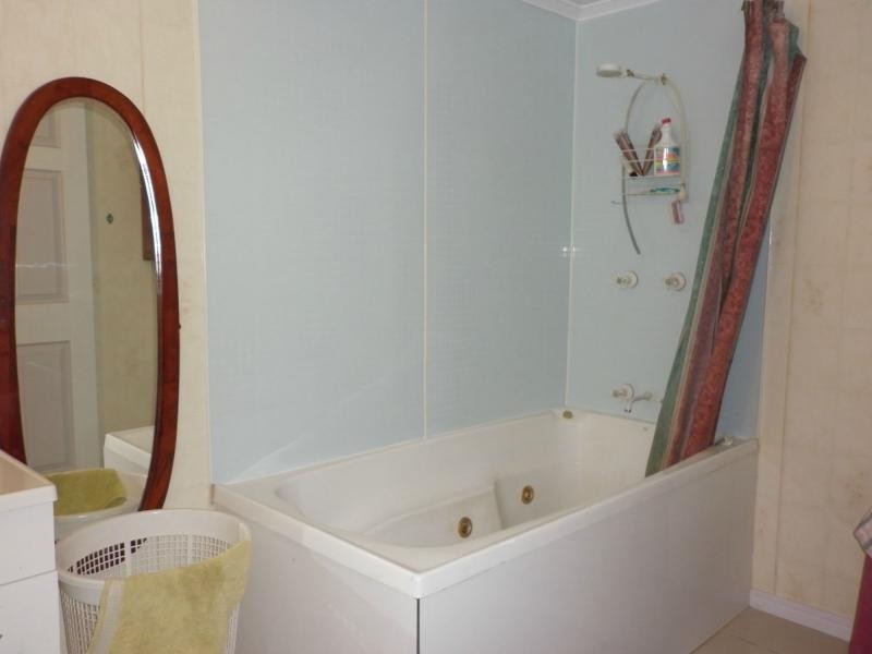 3 Sutcliffe Street, Ayr QLD 4807