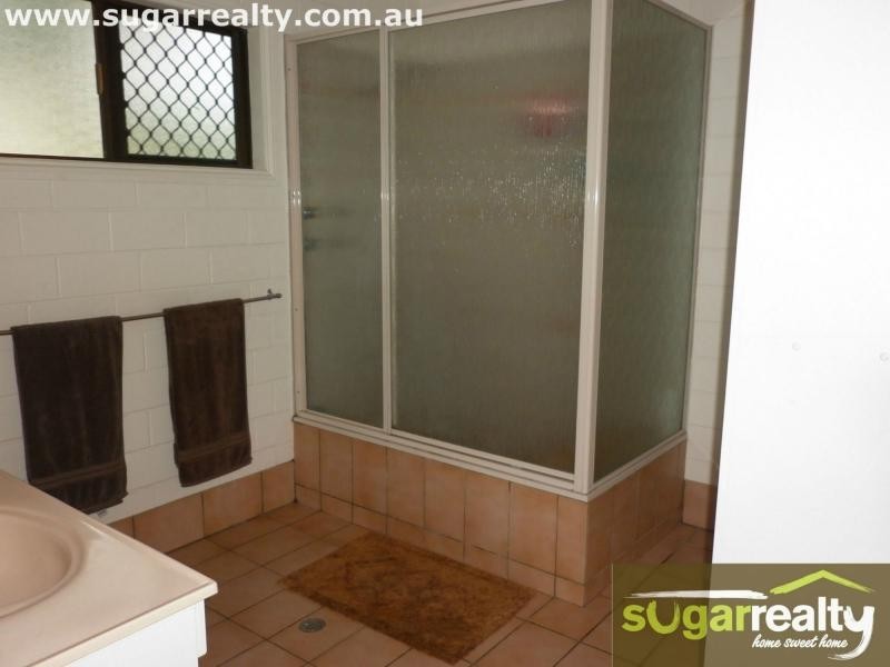 46 Downs Road, Jarvisfield, Jarvisfield QLD 4807