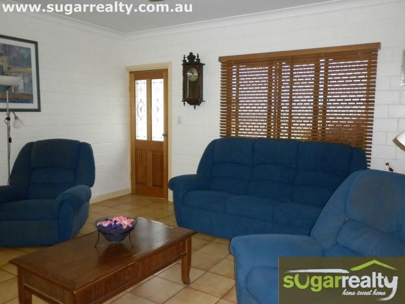 46 Downs Road, Jarvisfield, Jarvisfield QLD 4807