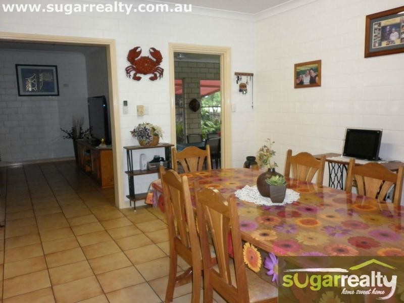 46 Downs Road, Jarvisfield, Jarvisfield QLD 4807
