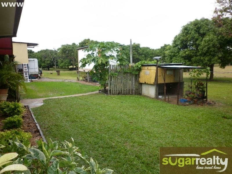 46 Downs Road, Jarvisfield, Jarvisfield QLD 4807