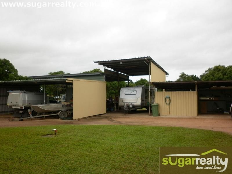 46 Downs Road, Jarvisfield, Jarvisfield QLD 4807