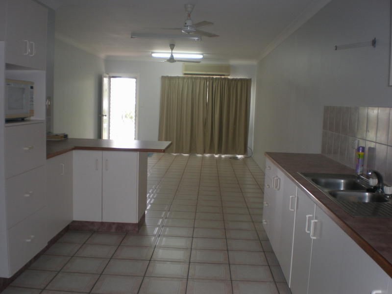 Unit 2/6 Macmillan Street, Ayr QLD 4807