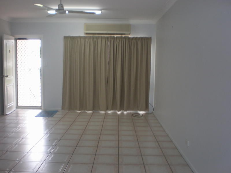 Unit 2/6 Macmillan Street, Ayr QLD 4807