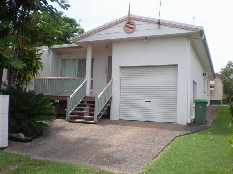 Unit 2/6 Macmillan Street, Ayr QLD 4807