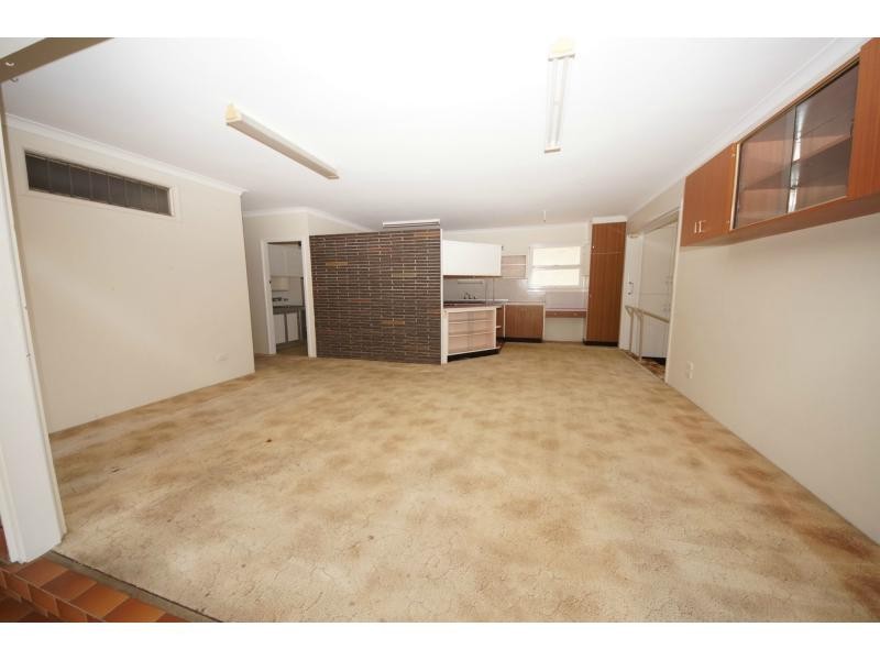 131 Woods Street, Ayr QLD 4807