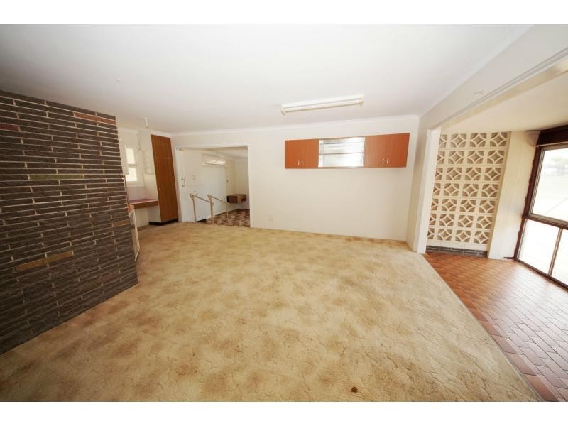 131 Woods Street, Ayr QLD 4807