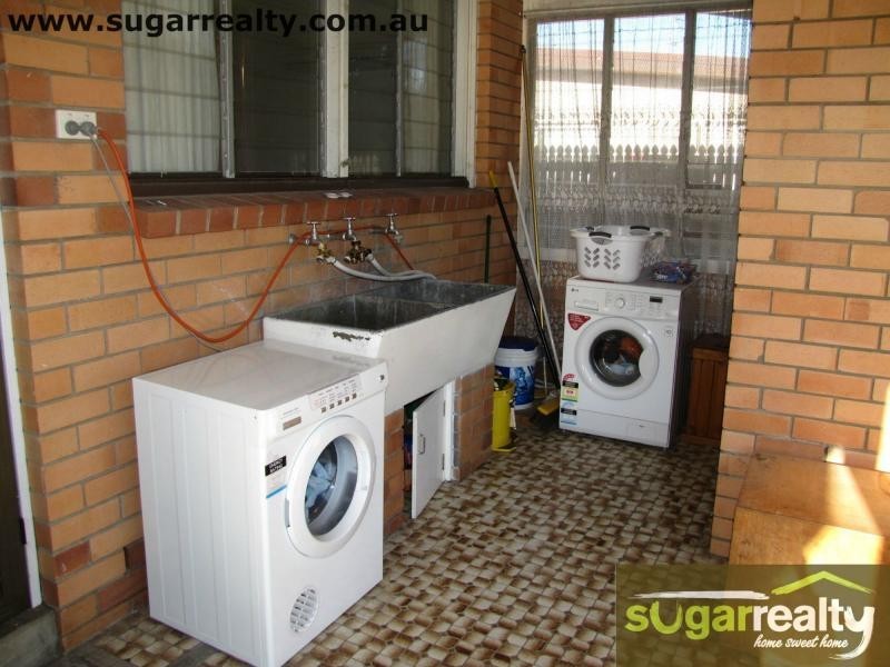 33 Irving Street, Ayr QLD 4807