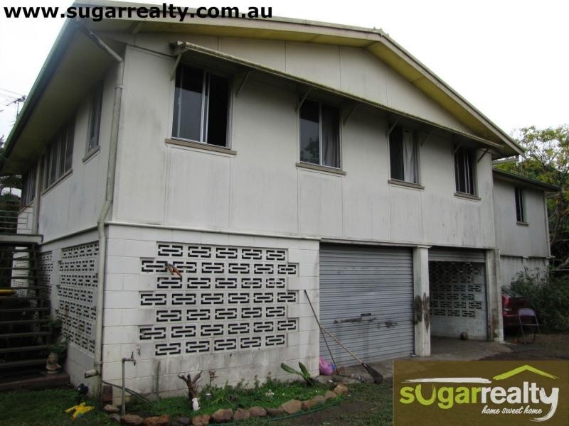 35 Seventh Avenue, Home Hill QLD 4806