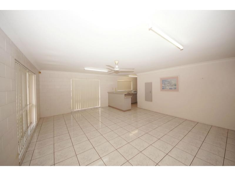 Unit 1/135 Graham Street, Ayr QLD 4807