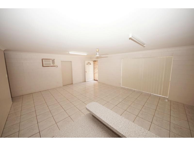 Unit 1/135 Graham Street, Ayr QLD 4807