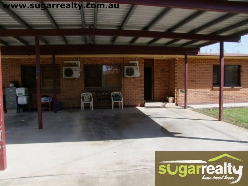 8 Pacific Court, Brandon QLD 4808