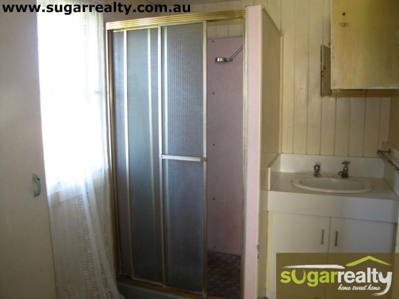 54 Munro Street, Ayr QLD 4807