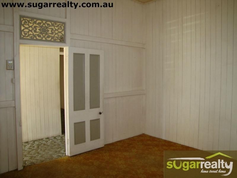 54 Munro Street, Ayr QLD 4807