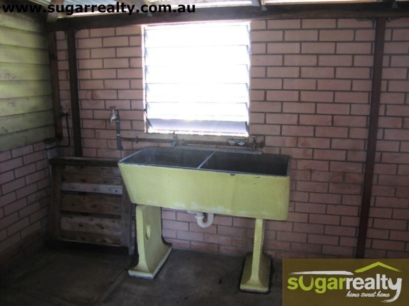 54 Munro Street, Ayr QLD 4807